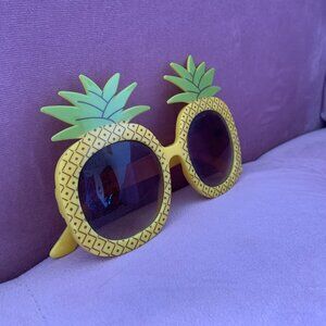 Circus by Sam Edelman Pineapple Sunglasses